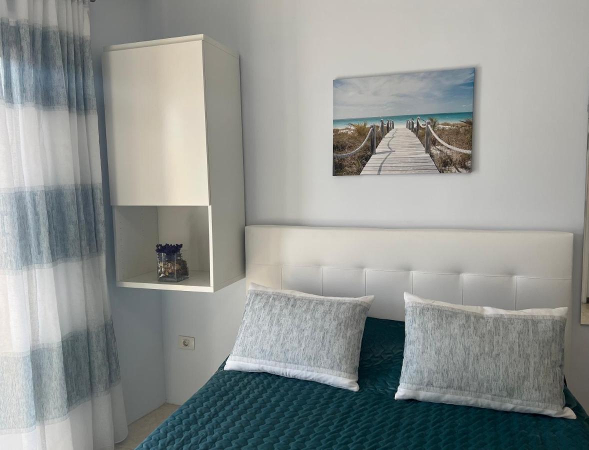 Studio With Fantastic Sea View In Los Gigantes Puerto de Santiago  Bagian luar foto